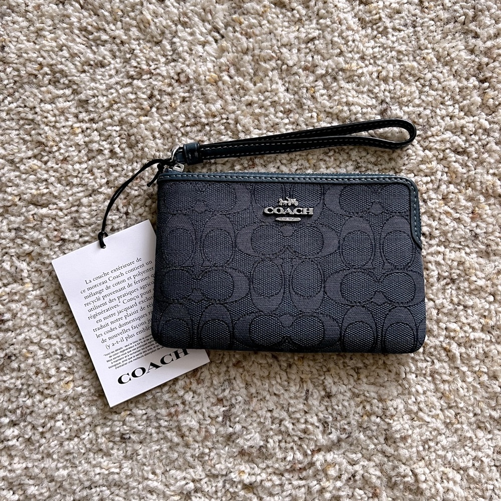 Coach Corner Zip Wristlet - Dark Denim